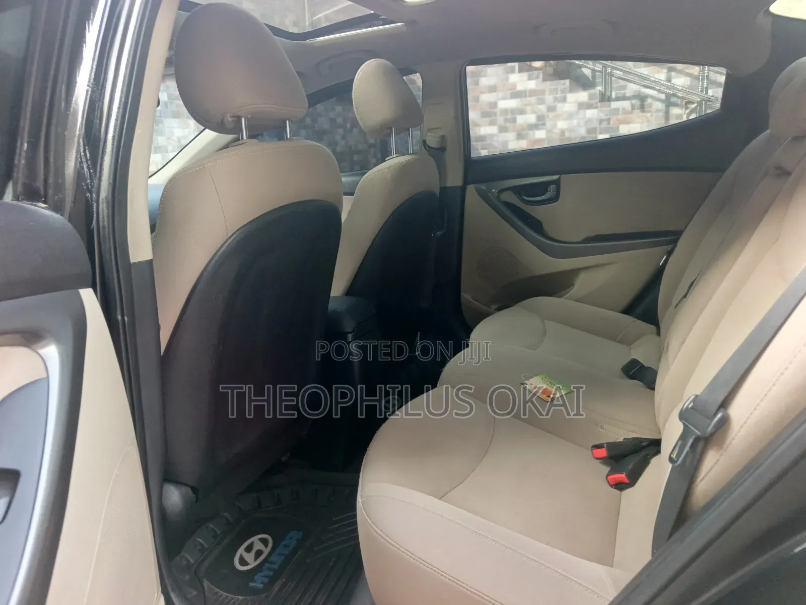 Hyundai Elantra Limited Sedan FWD (1.8L 4cyl 6A) 2016 Black