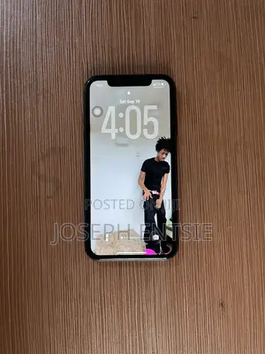 Apple iPhone 11 64 GB Black