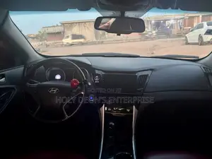 Hyundai Sonata GLS Sedan FWD (2.4L 4cyl 6A) 2013 Gray