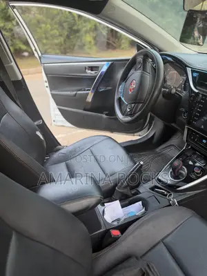 Toyota Levin Hybrid Elite Sunroof 2017 Pearl