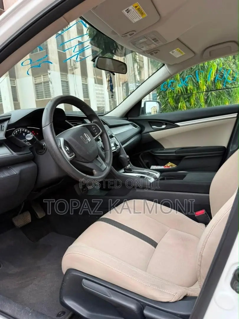 Honda Civic 2017 White