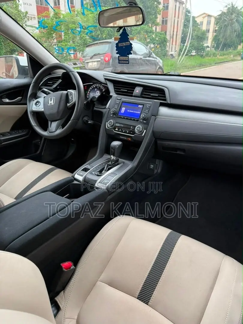 Honda Civic 2017 White