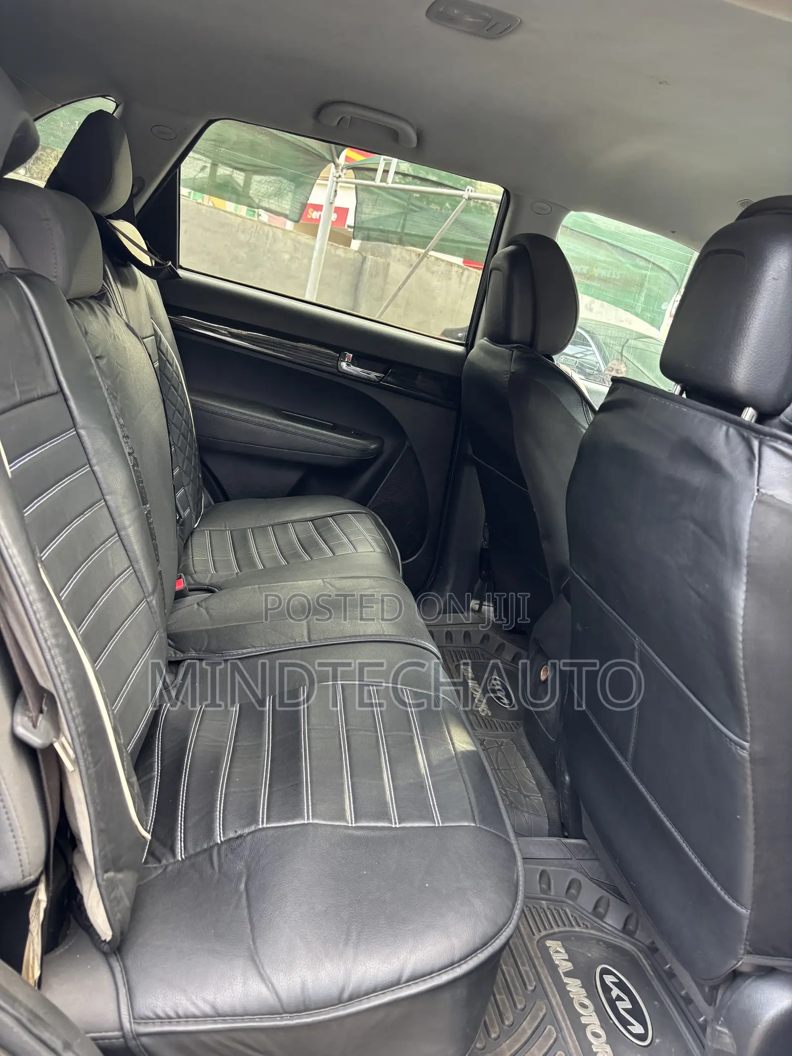Kia Sorento LX 2012 Black
