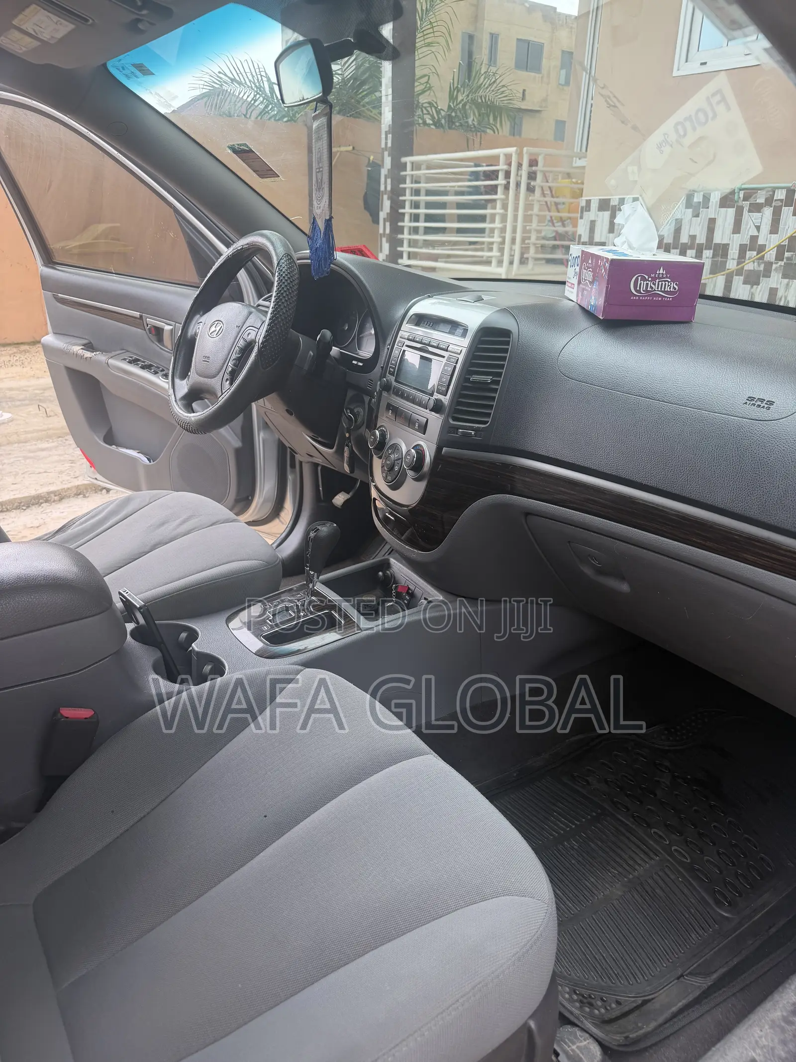 Hyundai Santa Fe 2011 Silver