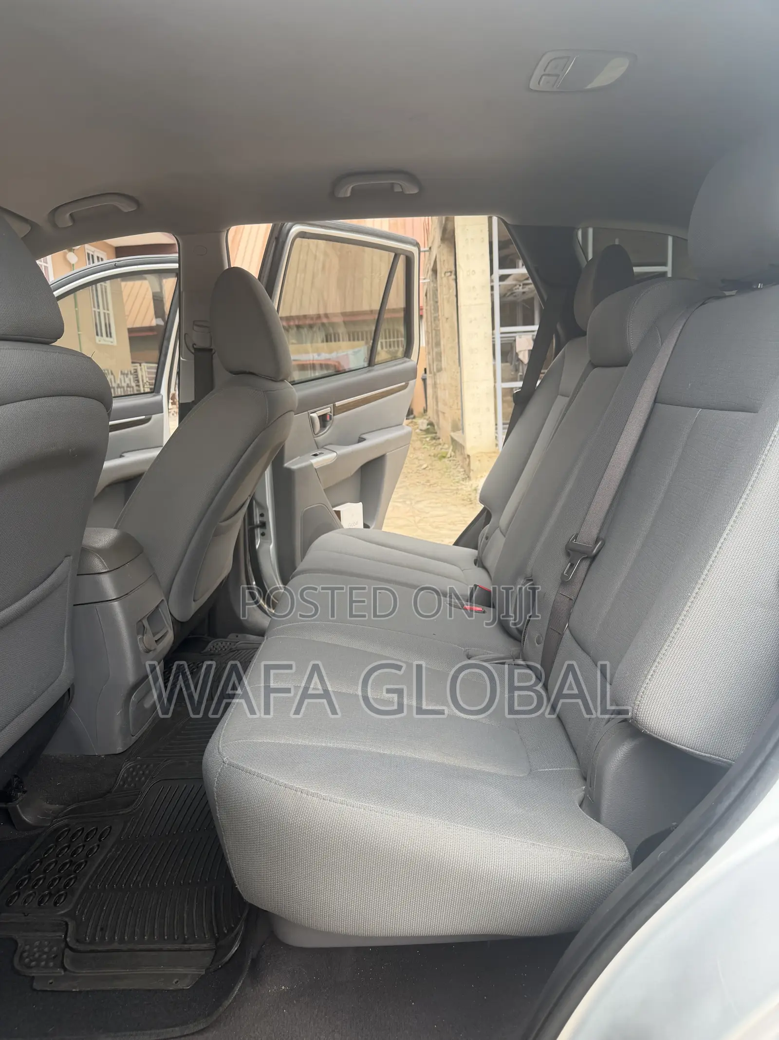 Hyundai Santa Fe 2011 Silver