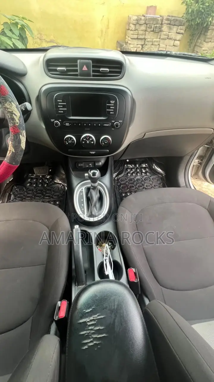 Kia Soul 2017 Silver