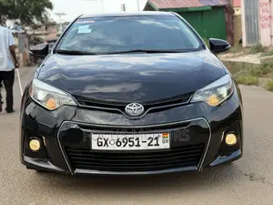 Toyota Corolla S 4dr Sedan (1.8L 4cyl CVT) 2016 Gray