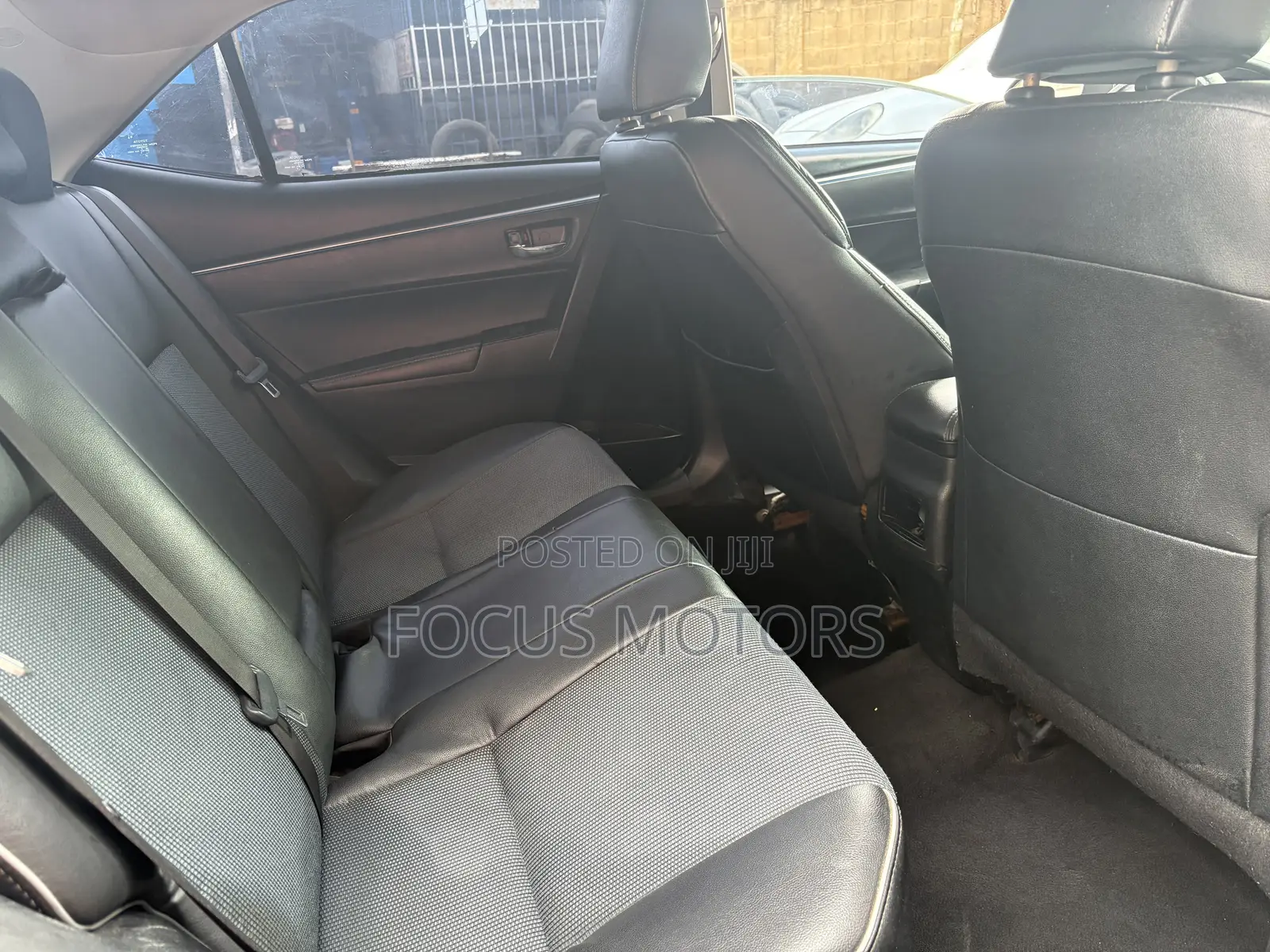Toyota Corolla S 4dr Sedan (1.8L 4cyl CVT) 2016 Gray