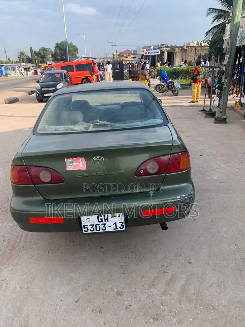 Toyota Corolla 1.6 Sedan 2002 Green