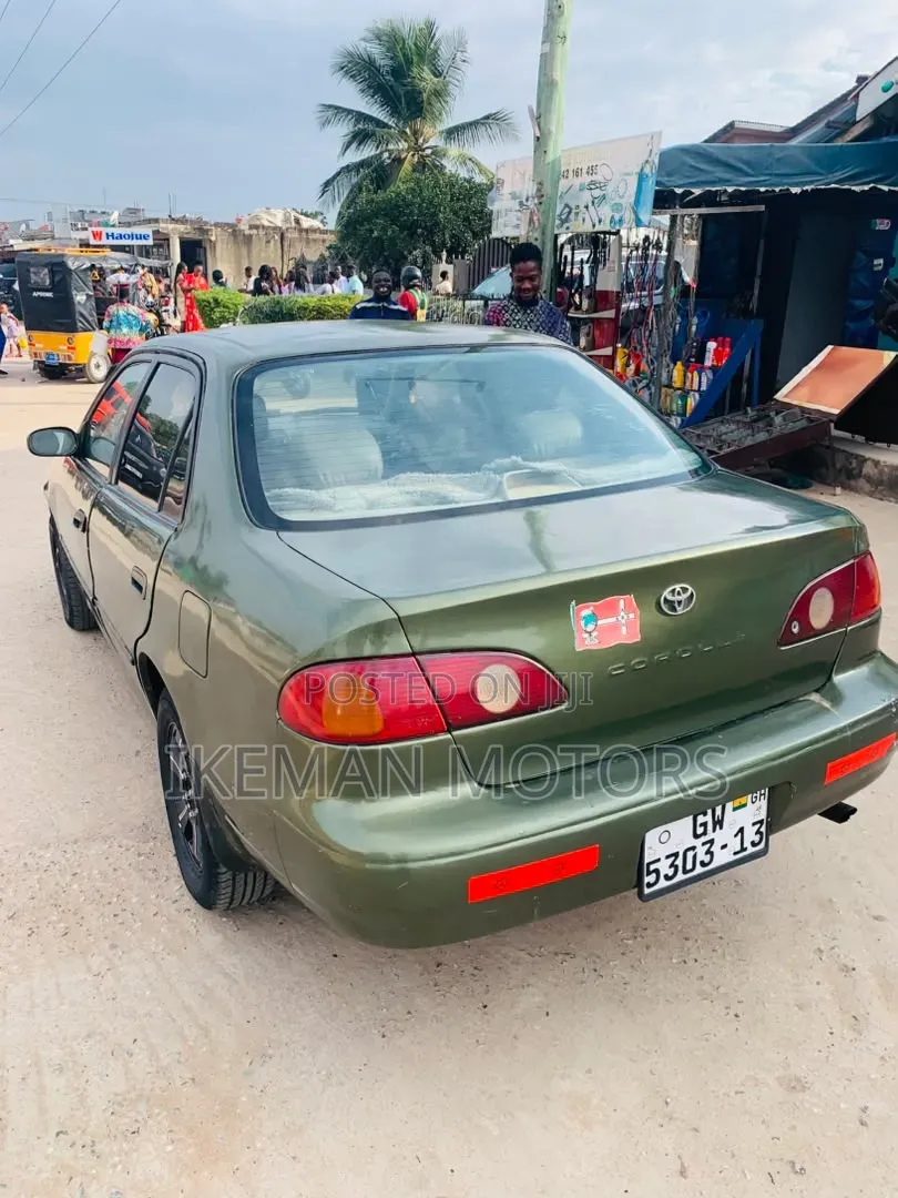 Toyota Corolla 1.6 Sedan 2002 Green