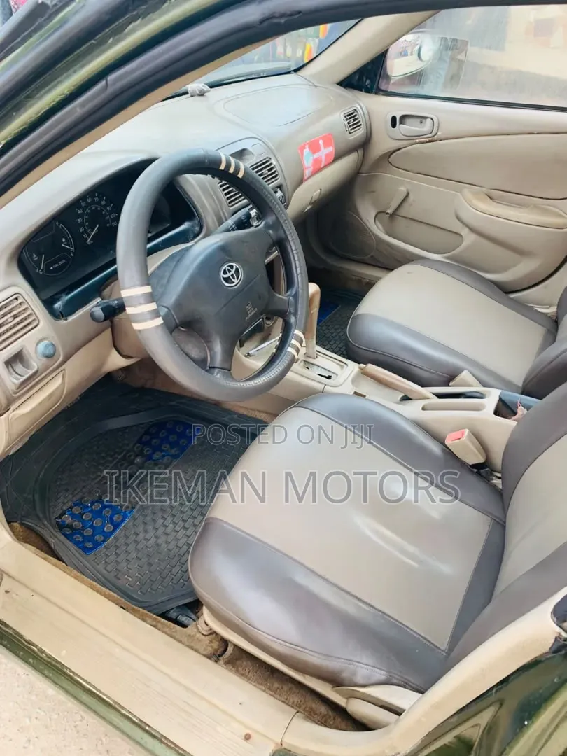 Toyota Corolla 1.6 Sedan 2002 Green