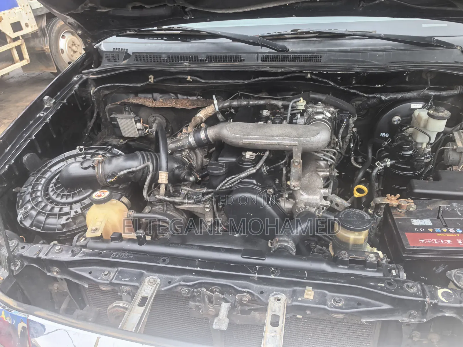 Toyota Hilux 2015 Black