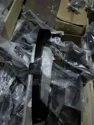 Honda Civic 16 to 18 Boat Moulding