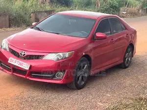 Toyota Camry 2014 Red