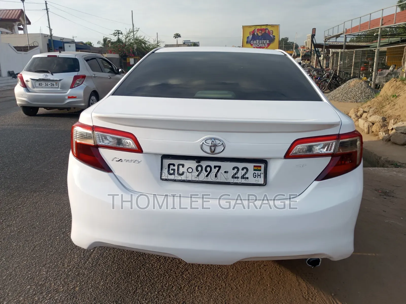 Toyota Camry 2014 White