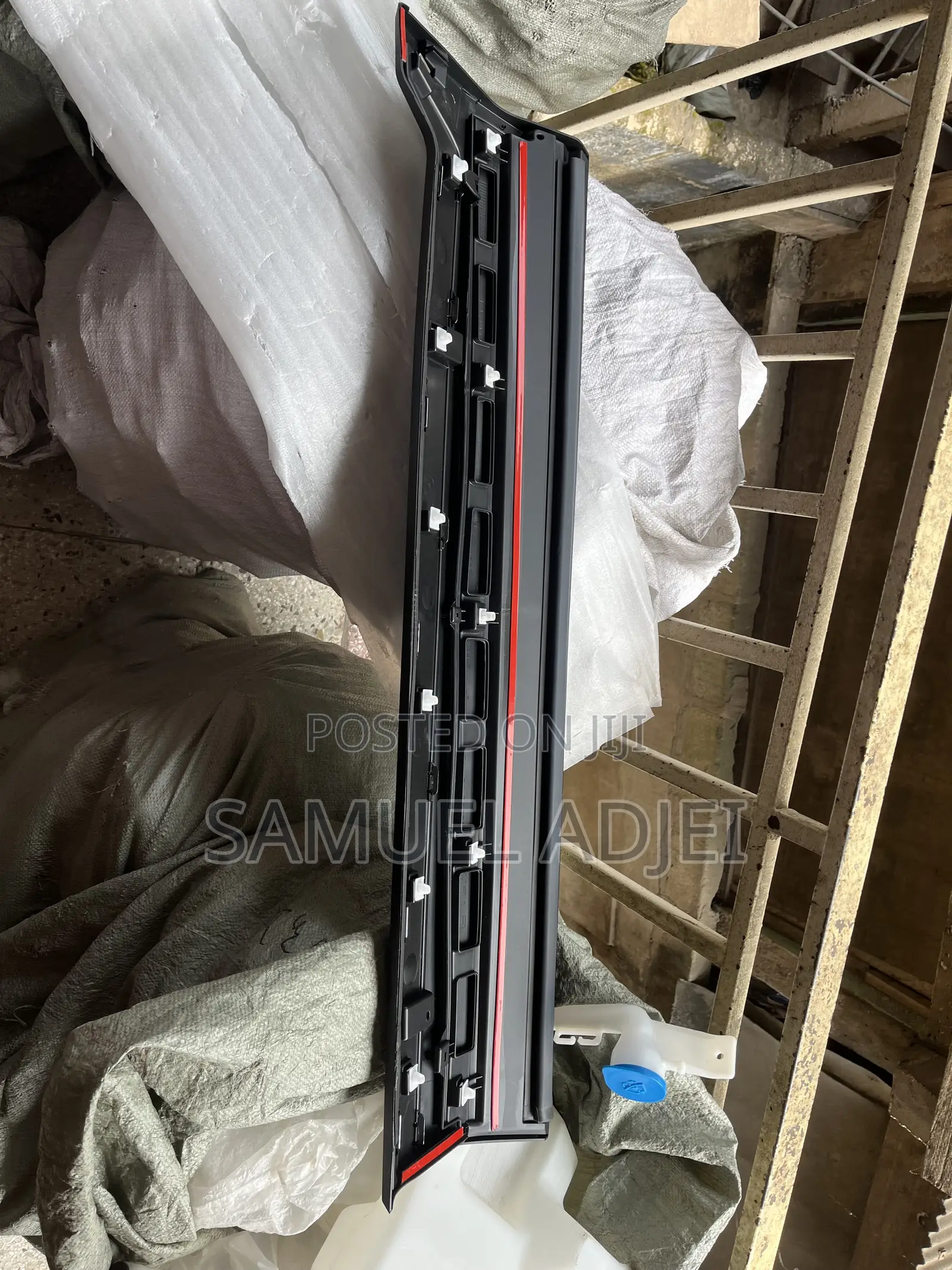 Honda CRV 17 to 2022 Door Moulding Shine.