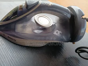 Beldray Titanium 2-in-1 Cordless Steam Lron.