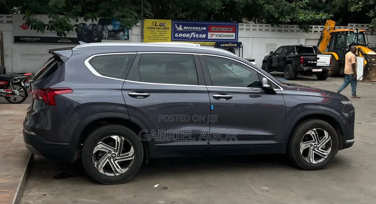 Hyundai Santa Fe 2021 Gray