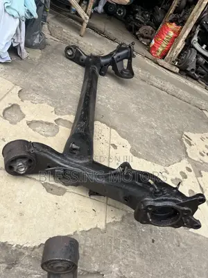 Toyota Sion Beam/Axle