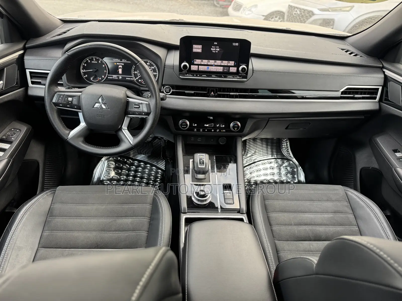 Mitsubishi Outlander SEL 2022 Silver