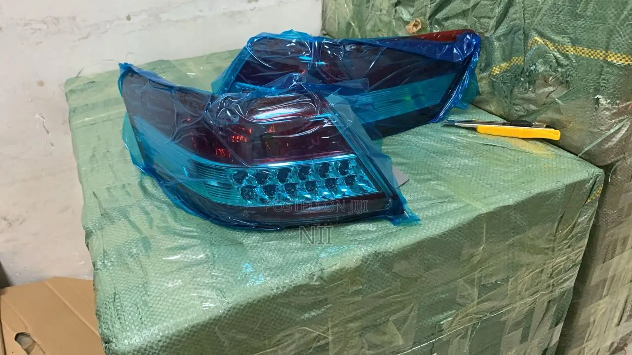 Toyota Corolla and Camry Lights