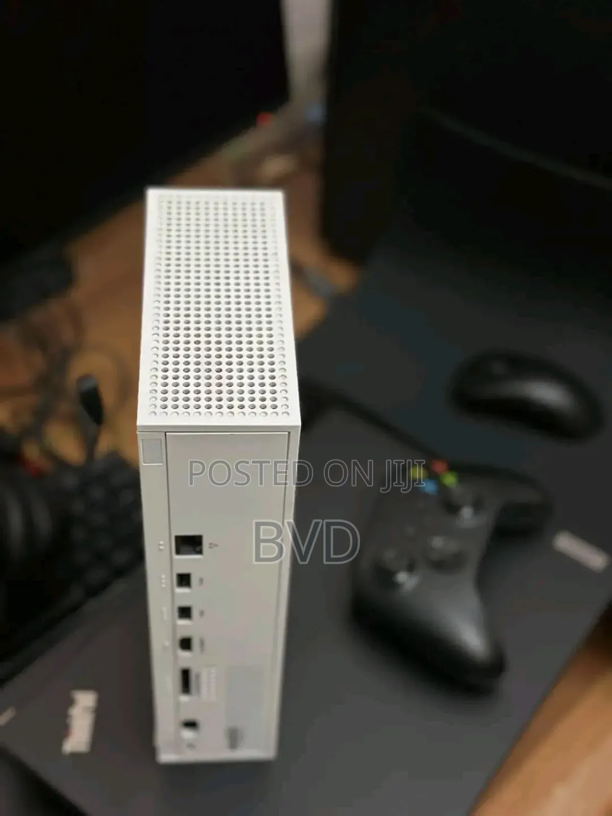 Series S White With No Controller and Games
