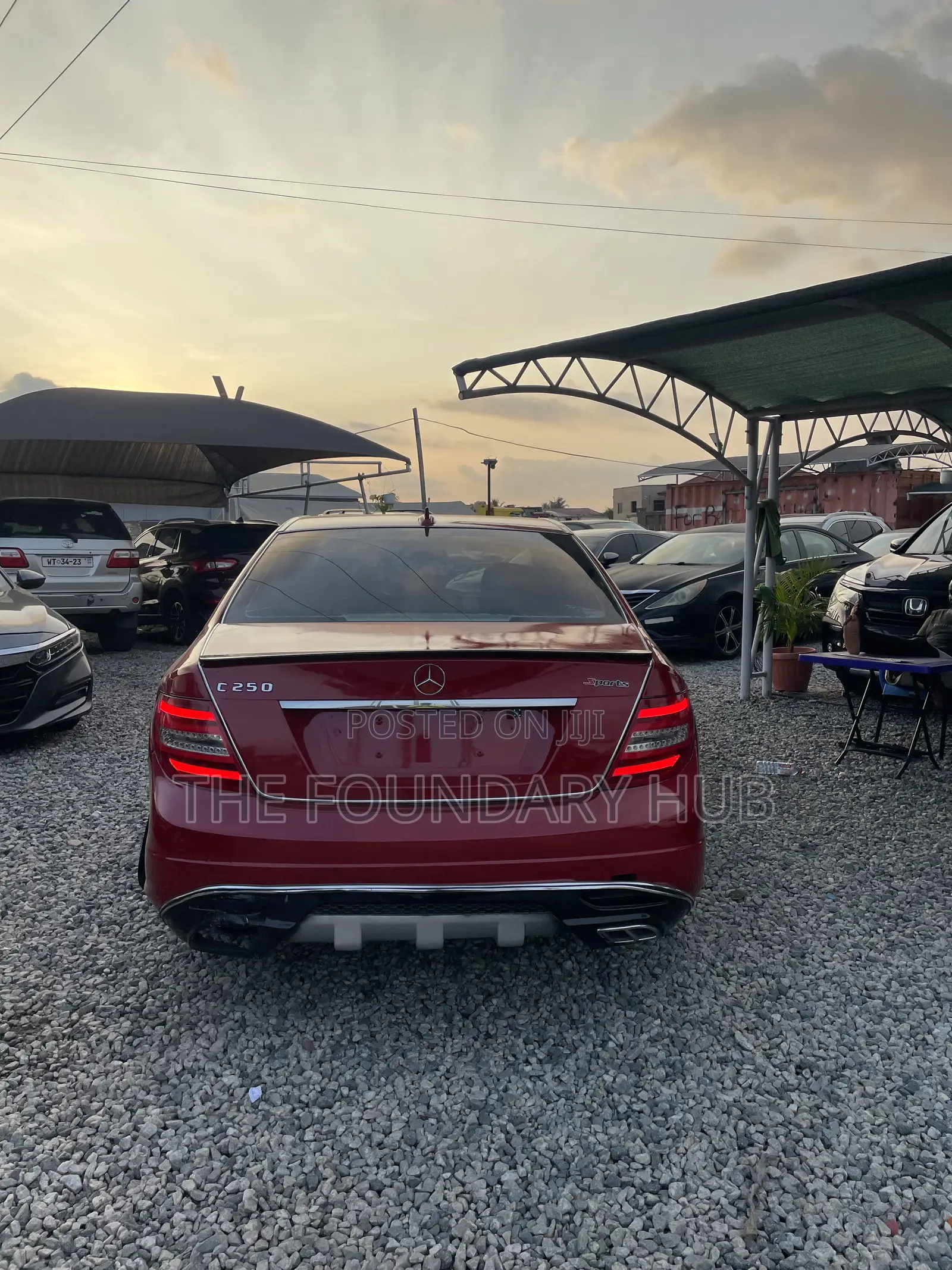 Mercedes-Benz C250 2013 Red