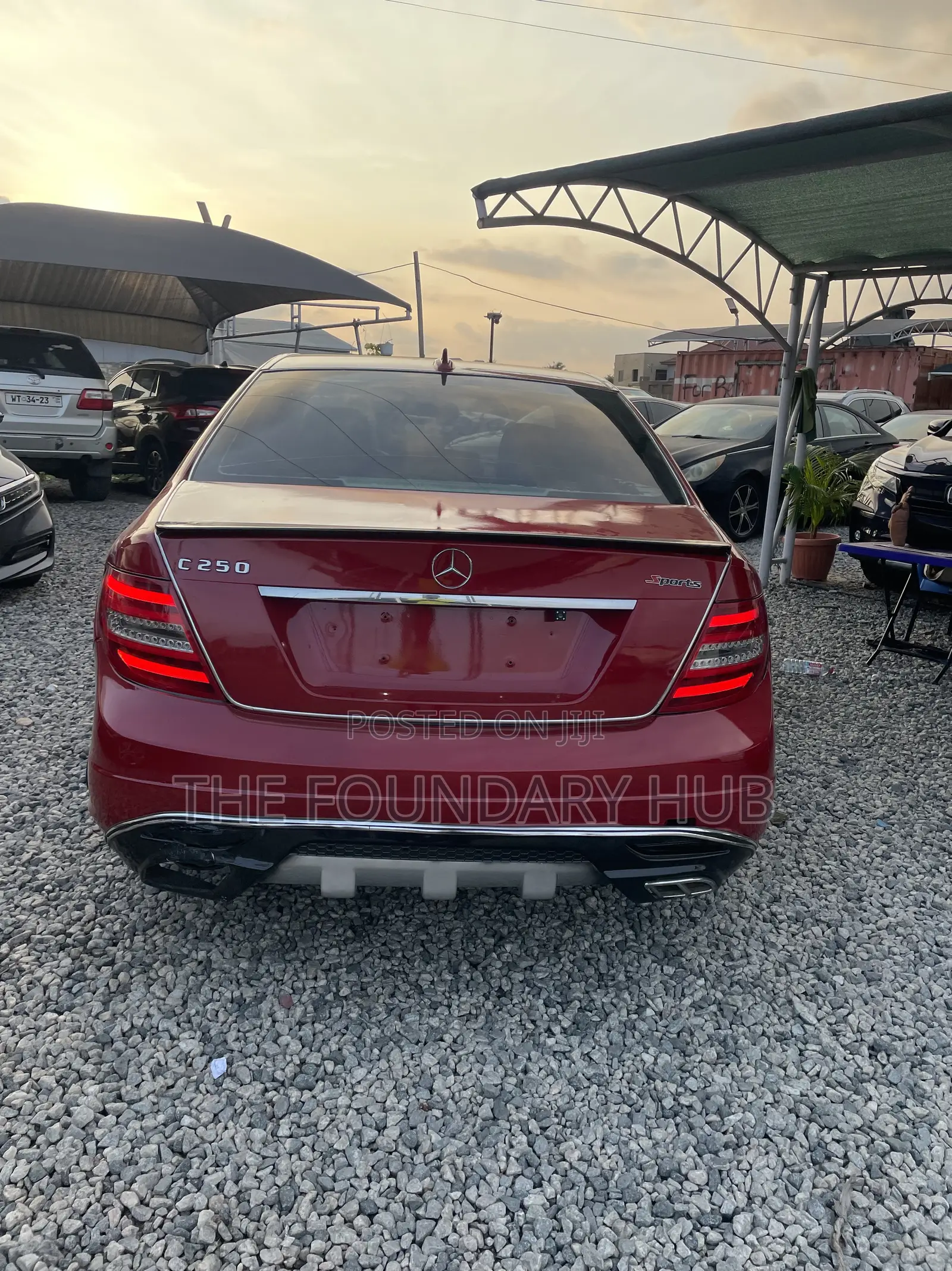Mercedes-Benz C250 2013 Red