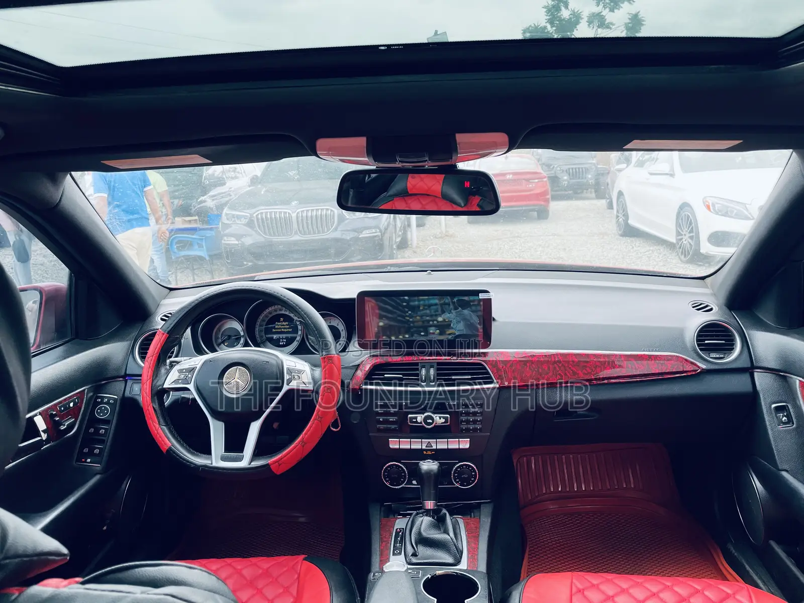 Mercedes-Benz C250 2013 Red