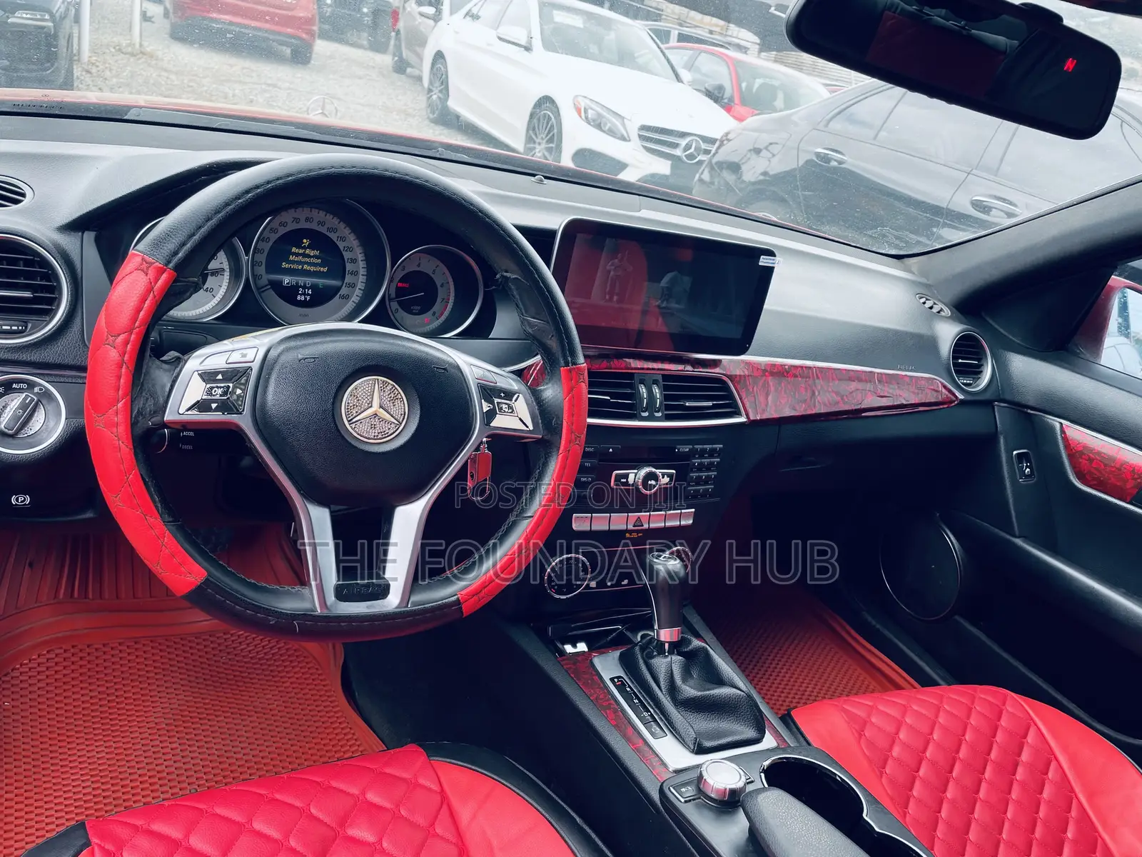 Mercedes-Benz C250 2013 Red