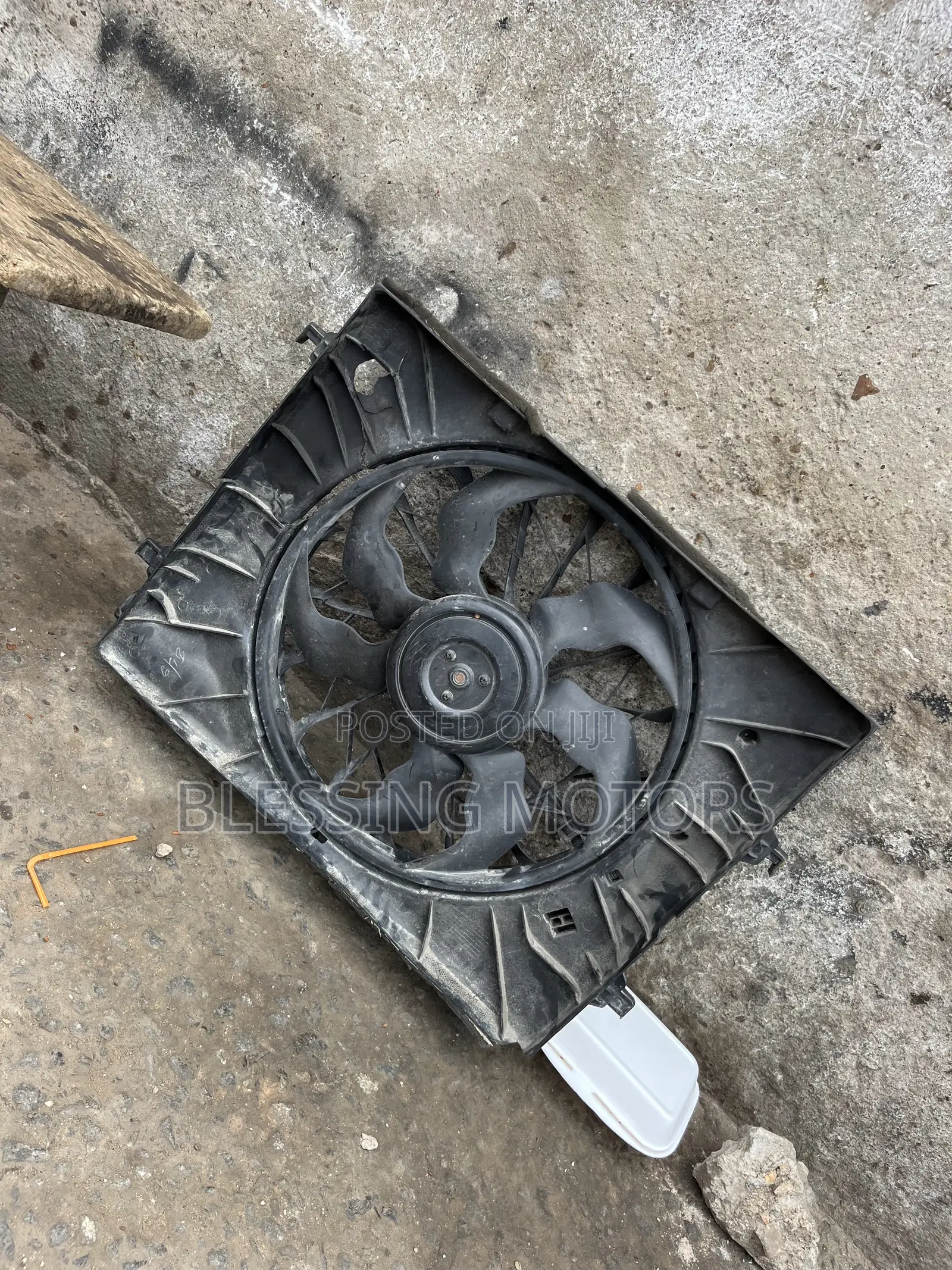 Hyundai Santafe/Sorrento Radiator Fan and Motor