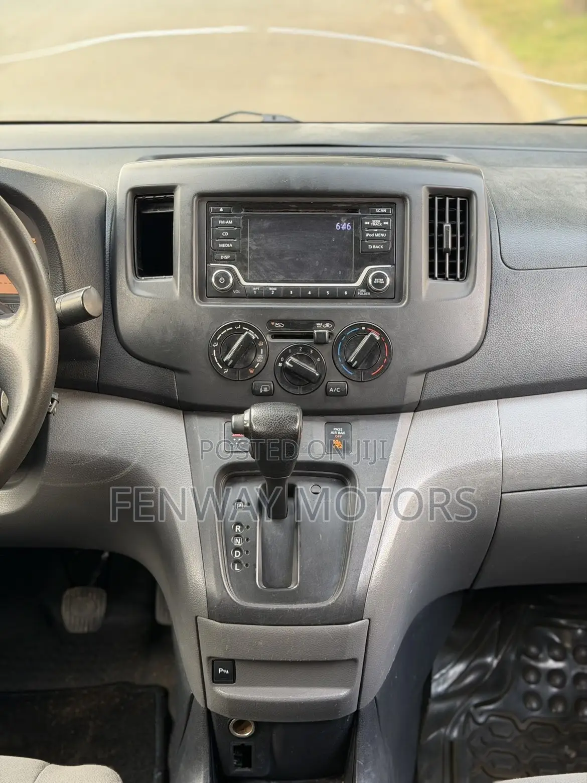 Nissan NV200 2019 White
