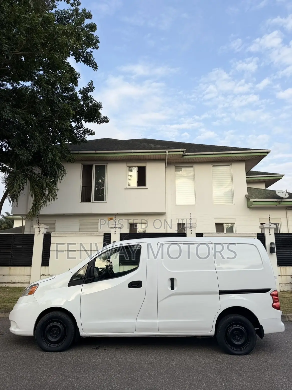 Nissan NV200 2019 White