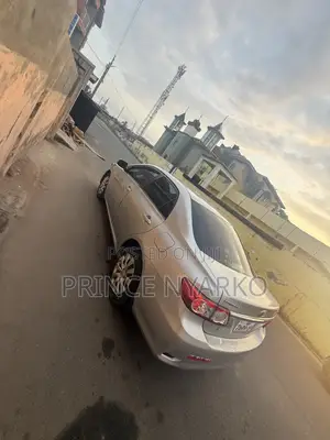 Toyota Corolla LE 4dr Sedan (1.8L 4cyl 4A) 2013 Silver