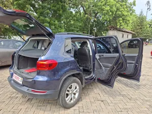 Volkswagen Tiguan 2.0T S AWD 4MOTION 2017 Blue