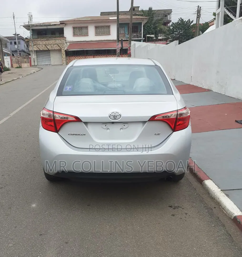 Toyota Corolla 2017 Silver