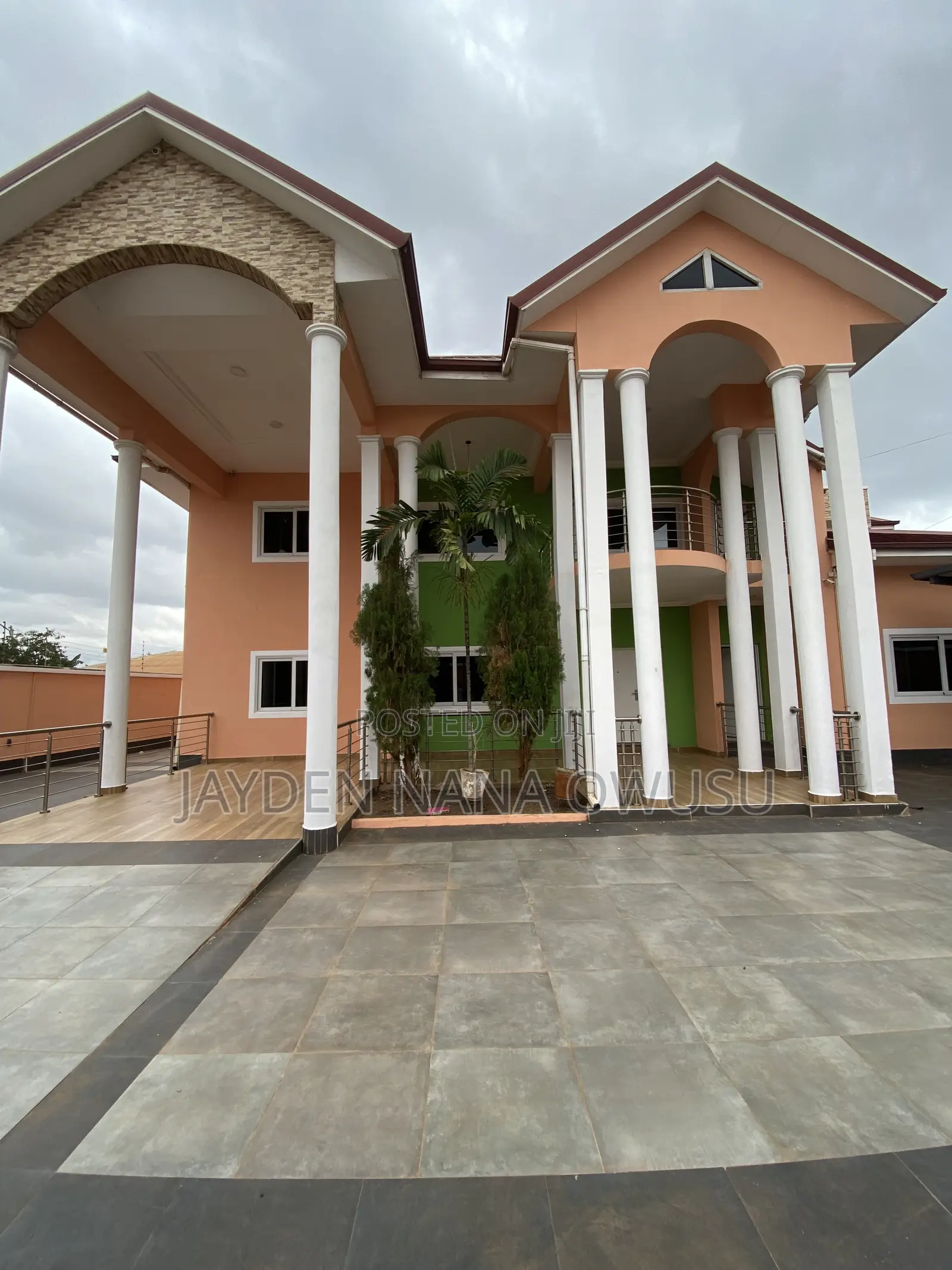7bdrm House in Oyarifa for rent