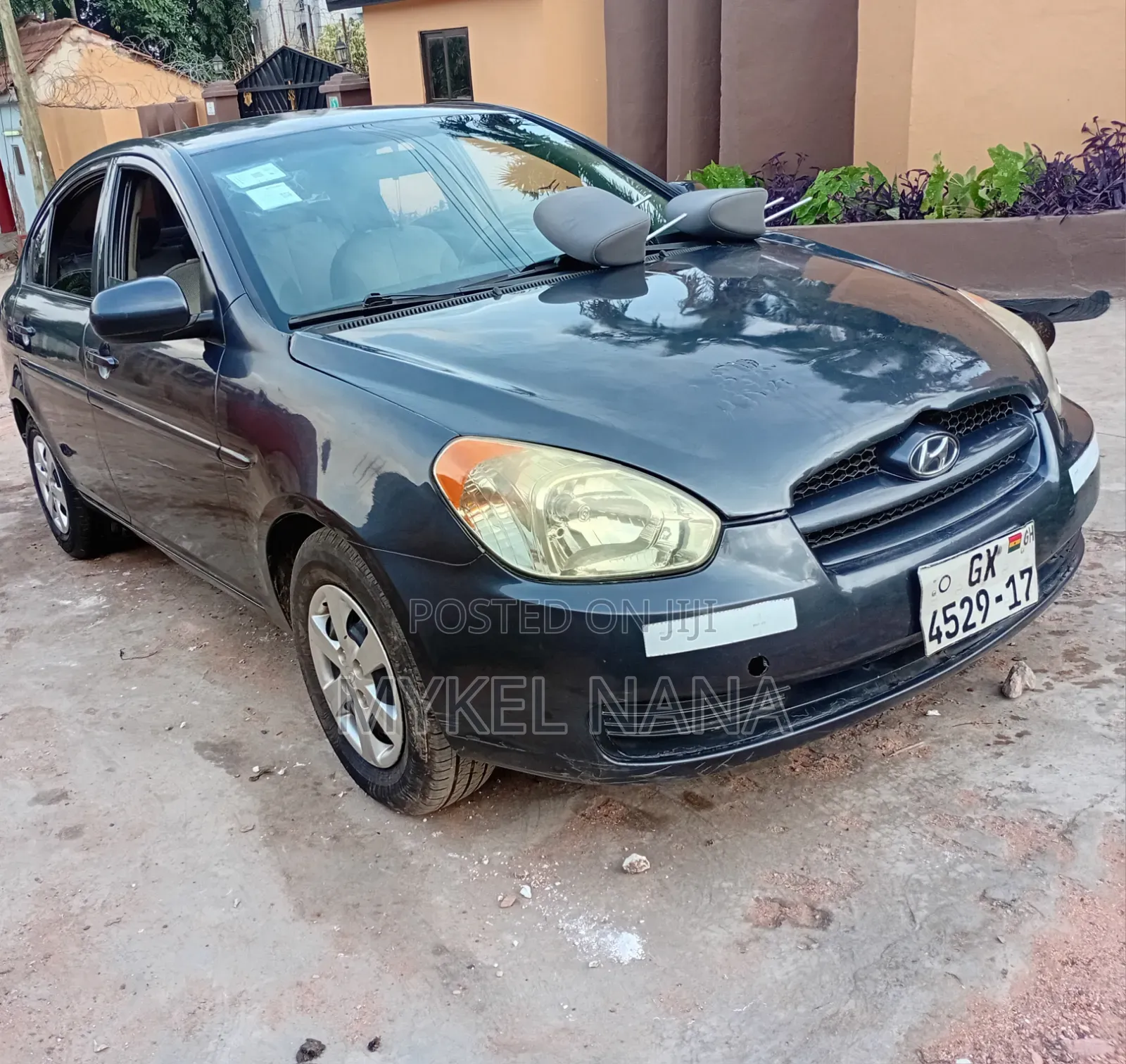 Hyundai Accent 2010 Gray