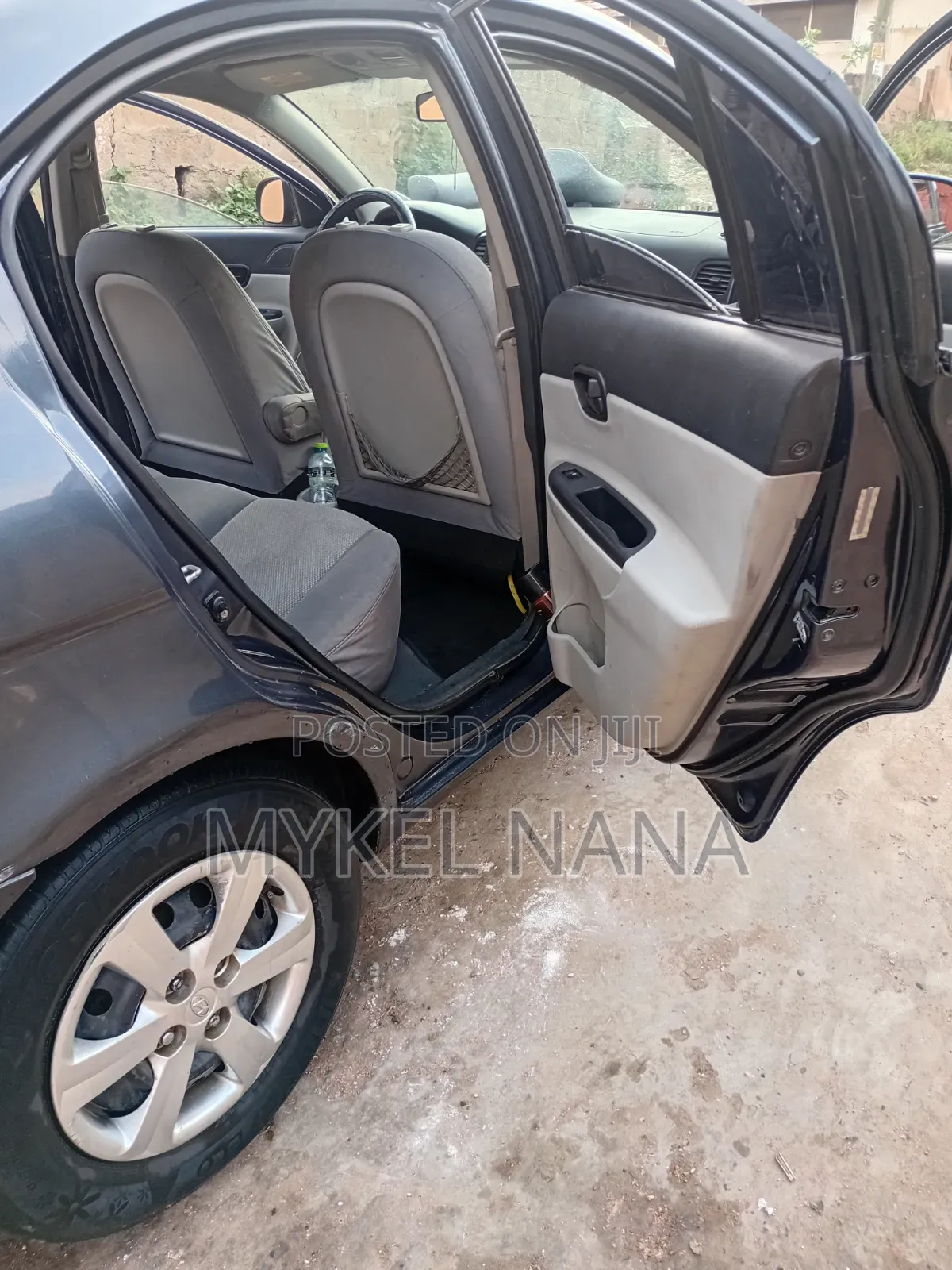 Hyundai Accent 2010 Gray