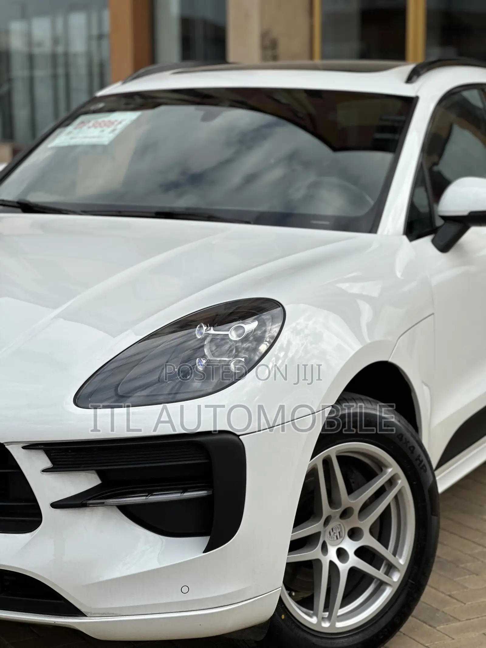Porsche Macan 2021 White
