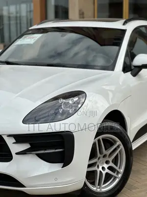 Porsche Macan 2021 White