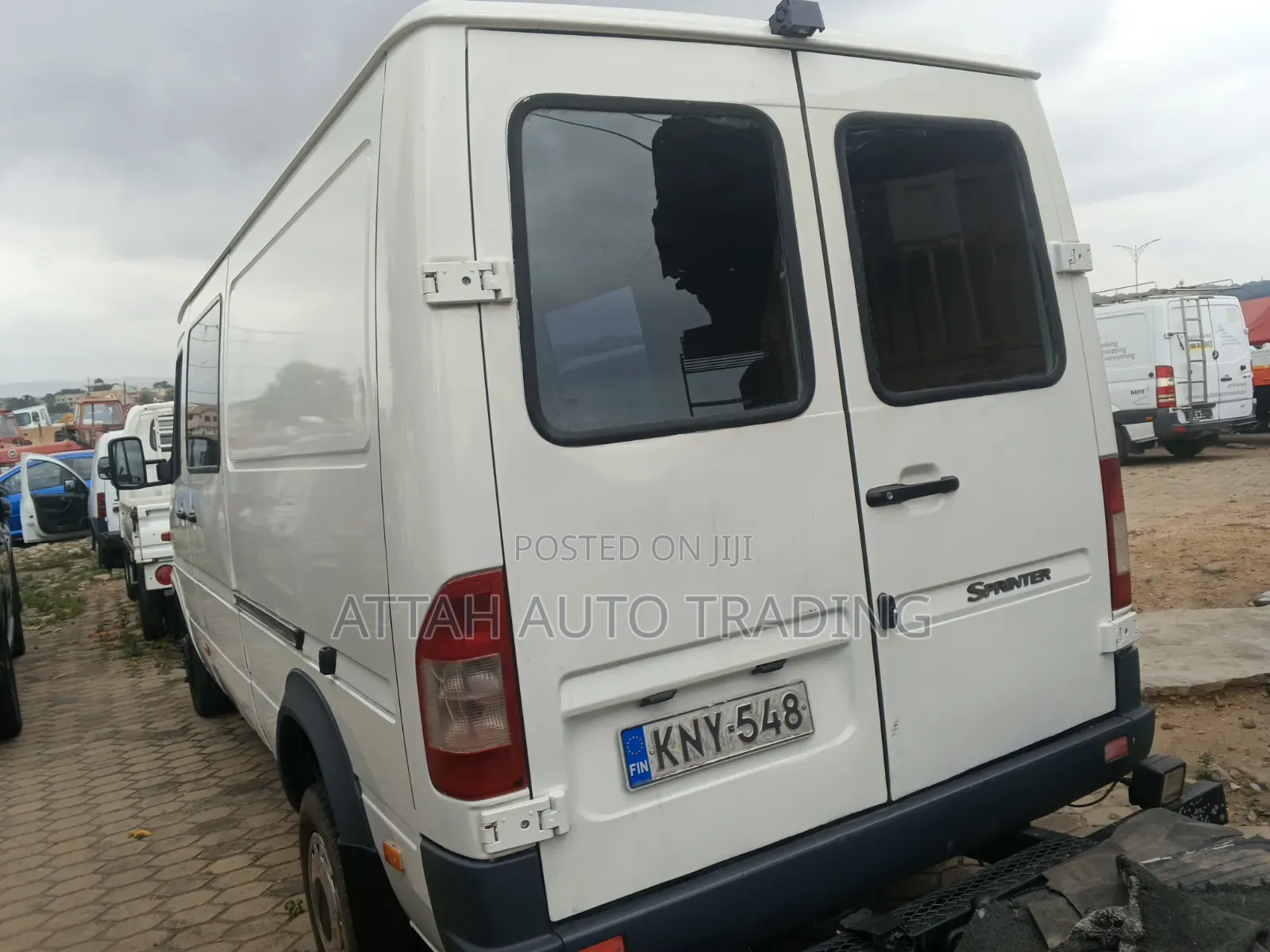 Mercedes-Benz Sprinter 2002 White