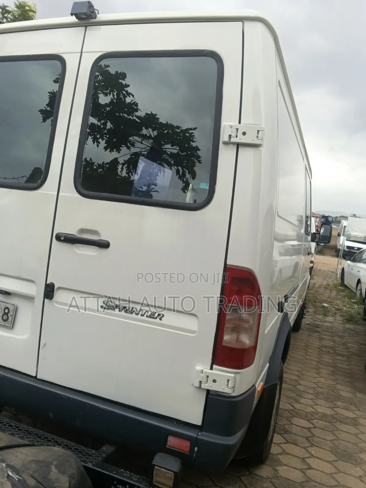 Mercedes-Benz Sprinter 2002 White