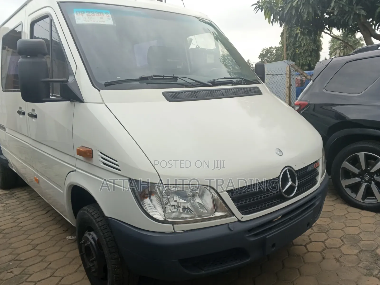 Mercedes-Benz Sprinter 2002 White