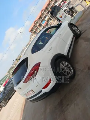 Hyundai Tucson SE AWD 2018 White