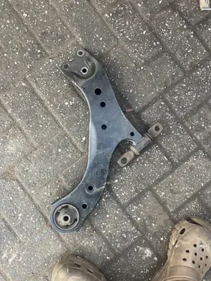 Toyota Camry 2020 Lower Arms