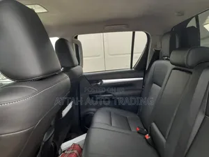 Toyota Hilux 2021 Green