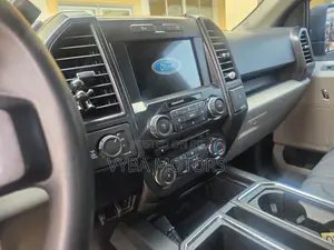 Ford F-150 2018 Blue