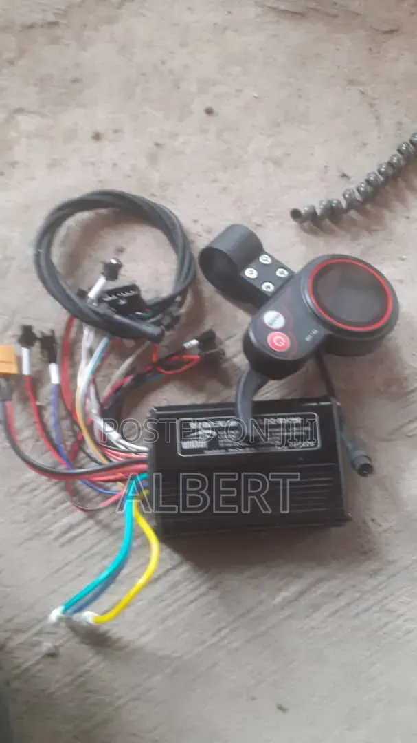 Scooter Controller With Screen