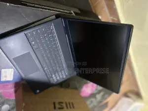 New Laptop Alienware 16 Aurora 16GB Intel Core i7 SSD 1T